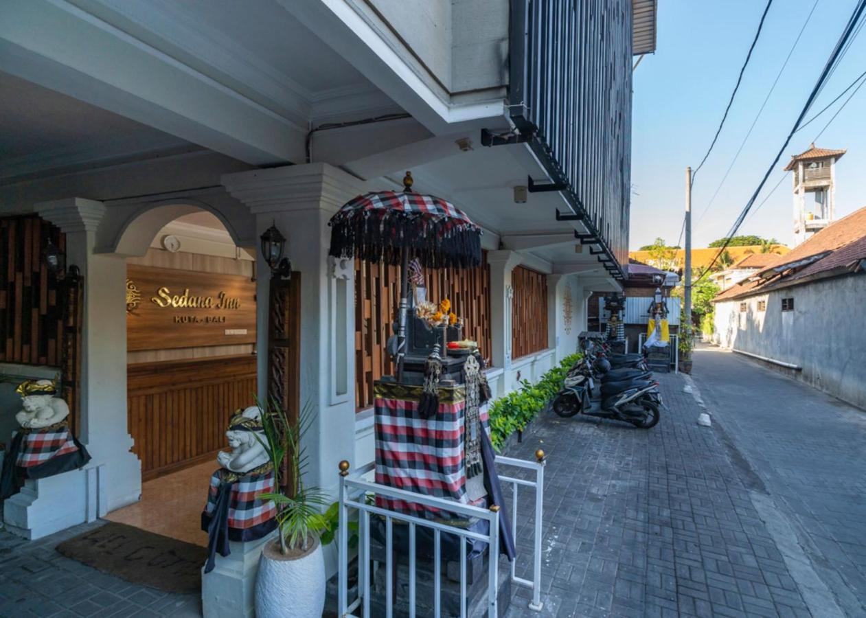Oyo 1934 Sedana Inn Кута Экстерьер фото